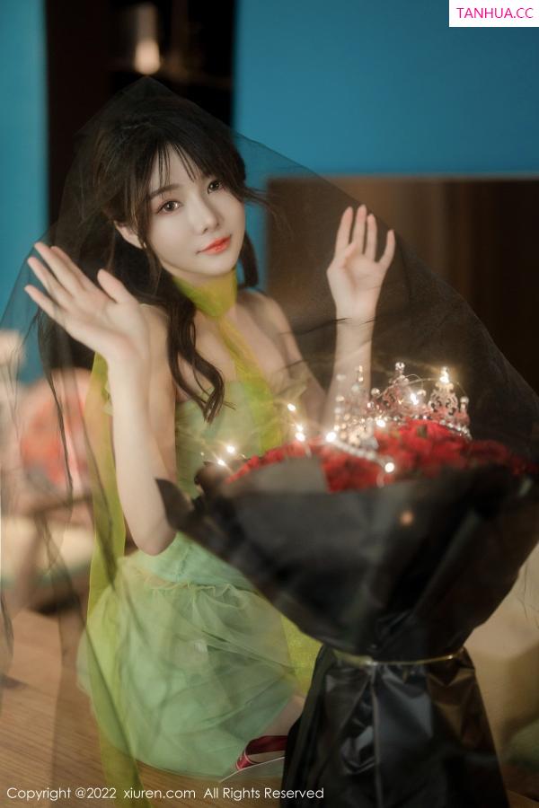 婠婠么  [XiuRen]高清写真图 2022.11.18 No.5875 婠婠么 丰腴美臀第10张图片